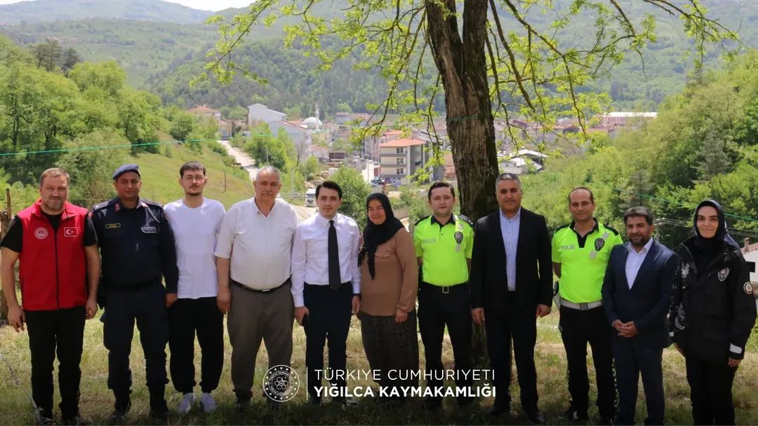Kaymakam Demirkol'dan Trafik Kazasında Hayatını Kaybeden Jandarma Personelinin Ailesine Ziyaret