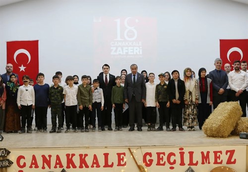 Kaymakam Demirkol, 18 Mart Çanakkale Zaferi ve Şehitleri Anma Günü Programına Katıldı.